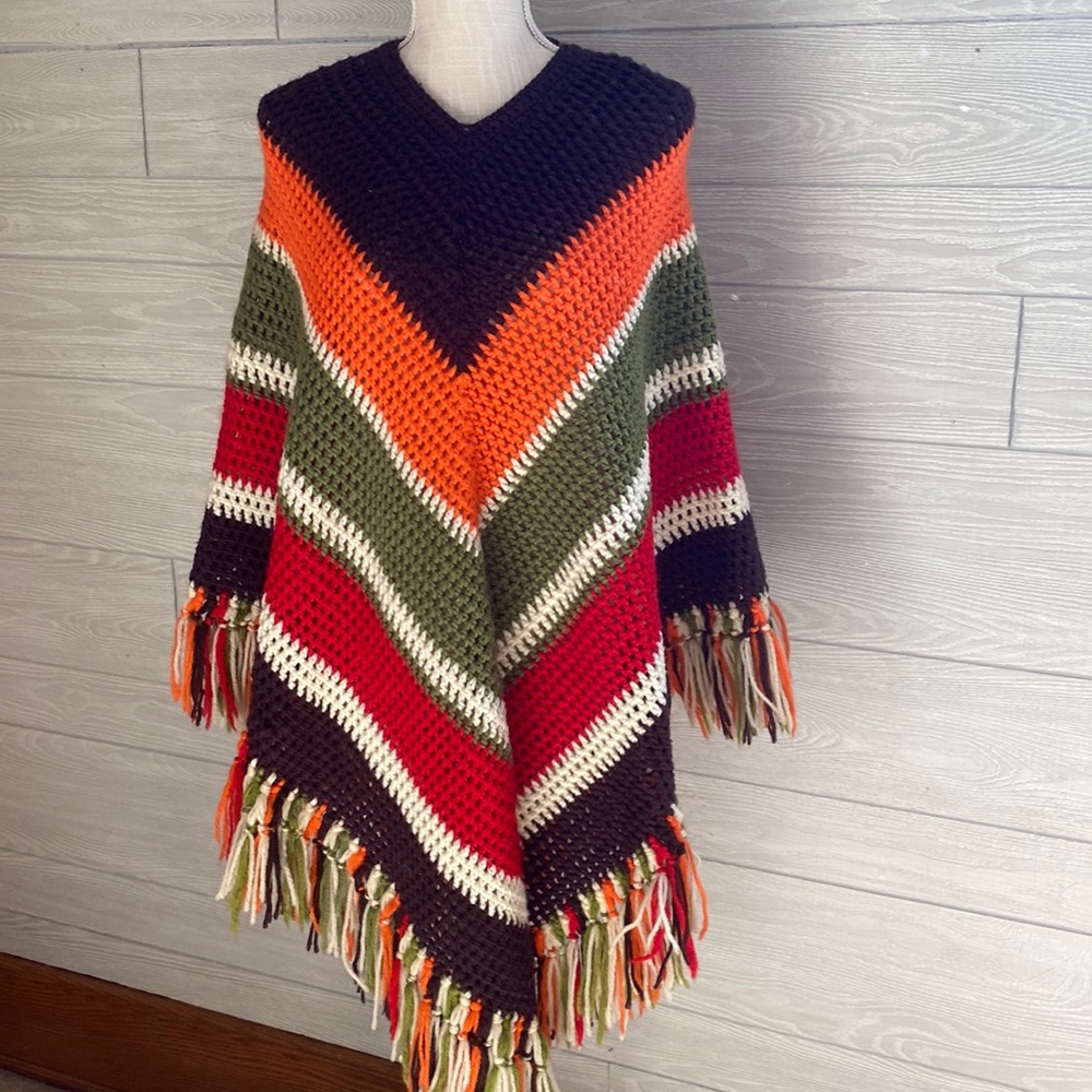 Handmade crochet autumn colors shawl. OS ❤️